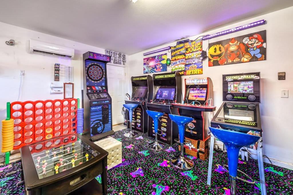 Family Fun For Everyone In Las Vegas- 4 Bedrooms, Billiards, Game Room 亨德森 外观 照片