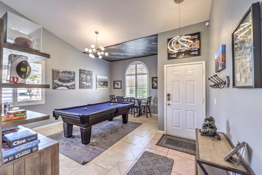 Family Fun For Everyone In Las Vegas- 4 Bedrooms, Billiards, Game Room 亨德森 外观 照片