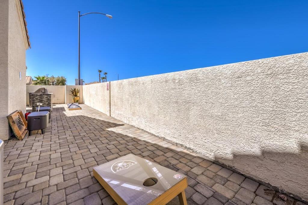 Family Fun For Everyone In Las Vegas- 4 Bedrooms, Billiards, Game Room 亨德森 外观 照片